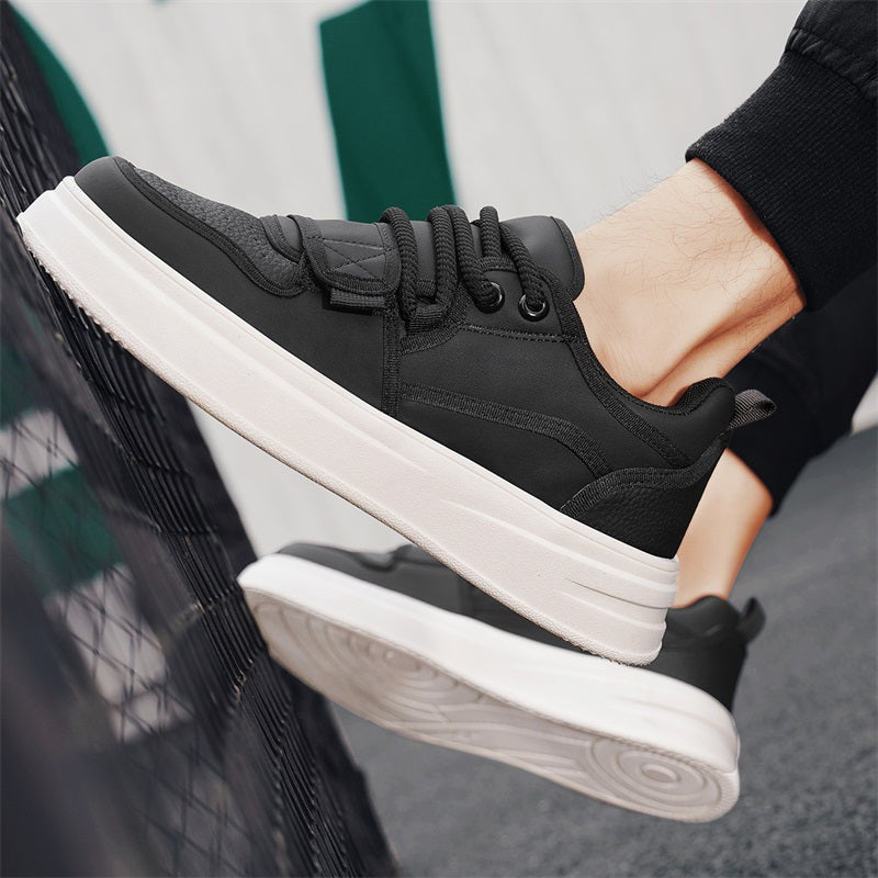 AllDayTrail Sneakers